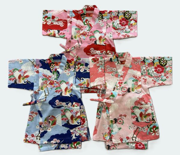 子供用の甚平（ピンク、赤、青、水色）花柄